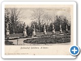 Schlosspark_mit_Monatsstautuen